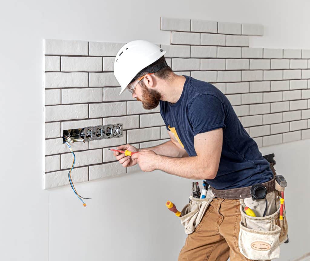 Residential Electrician in Langley