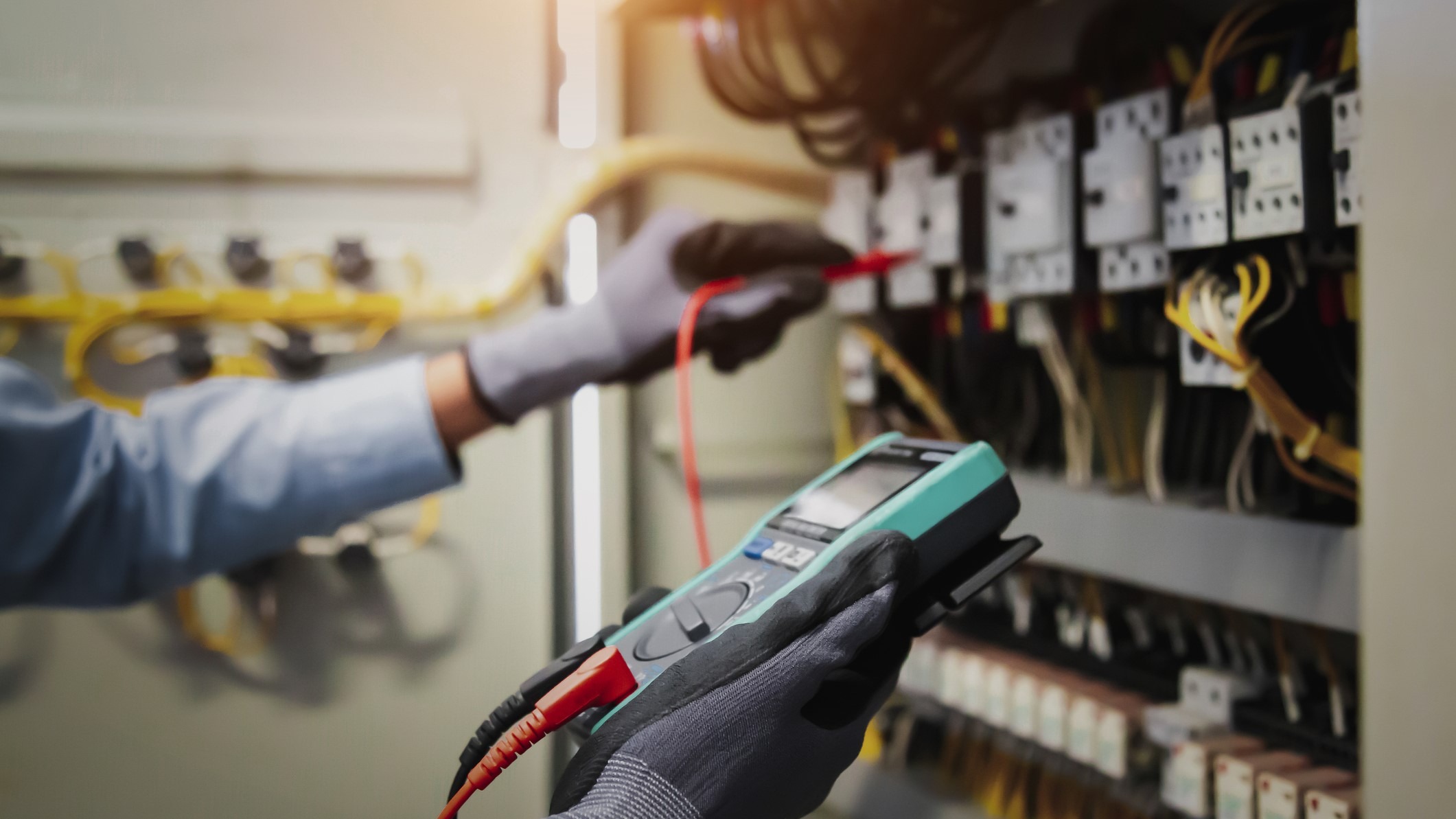 Signs Your Home Electrical System Needs an Inspection