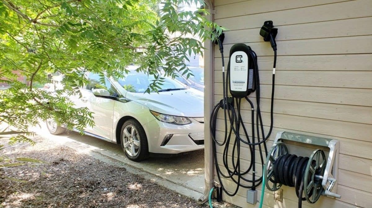EV Charger Installation and Maintenance Costs in Vancouver: Is It Worth the Investment
